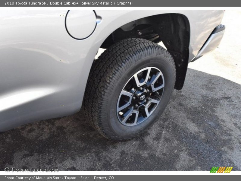 Silver Sky Metallic / Graphite 2018 Toyota Tundra SR5 Double Cab 4x4