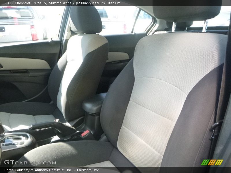 Summit White / Jet Black/Medium Titanium 2013 Chevrolet Cruze LS