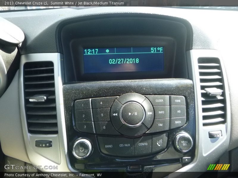 Summit White / Jet Black/Medium Titanium 2013 Chevrolet Cruze LS