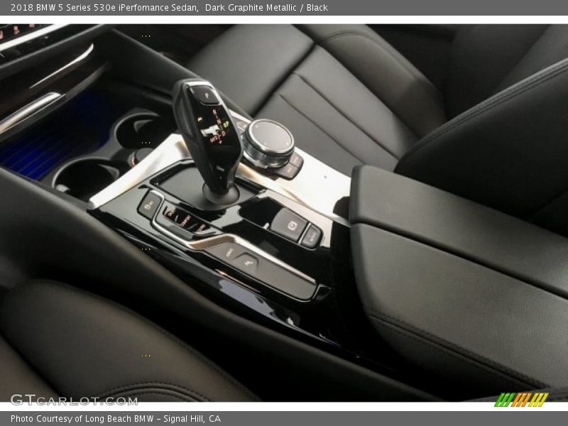 Dark Graphite Metallic / Black 2018 BMW 5 Series 530e iPerfomance Sedan