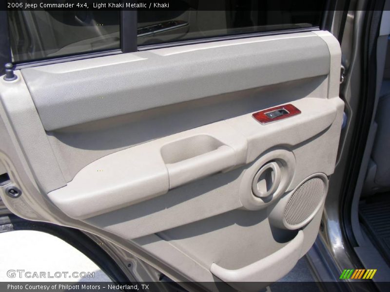 Light Khaki Metallic / Khaki 2006 Jeep Commander 4x4