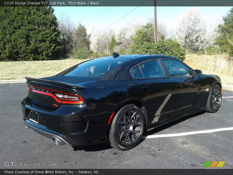 Pitch Black / Black 2018 Dodge Charger R/T Scat Pack