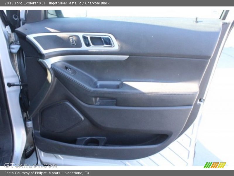 Ingot Silver Metallic / Charcoal Black 2013 Ford Explorer XLT