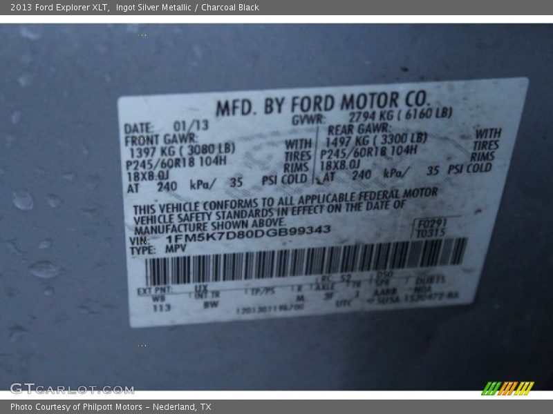 Ingot Silver Metallic / Charcoal Black 2013 Ford Explorer XLT