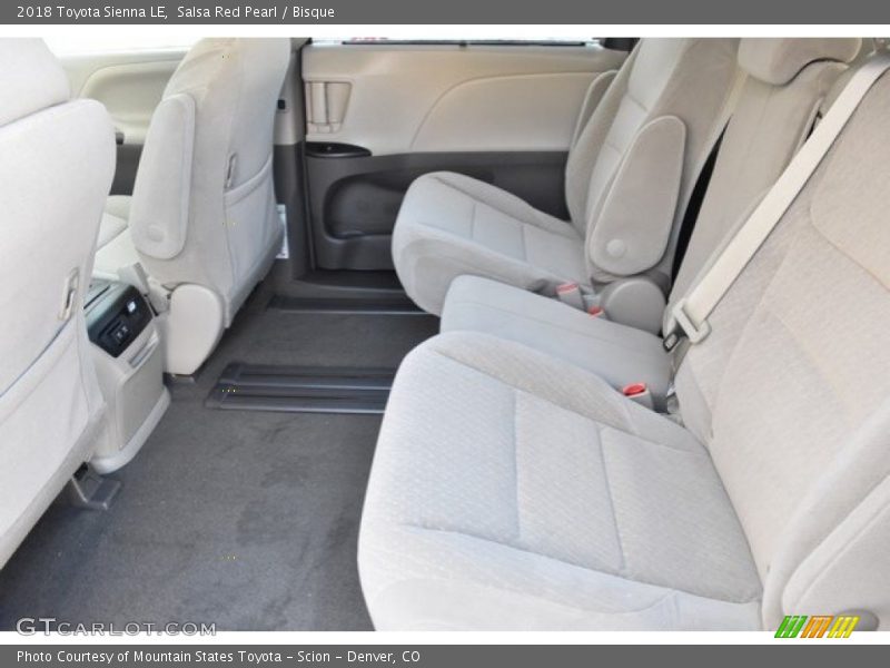 Salsa Red Pearl / Bisque 2018 Toyota Sienna LE