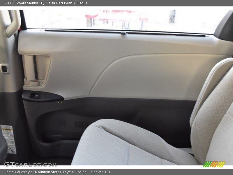 Salsa Red Pearl / Bisque 2018 Toyota Sienna LE