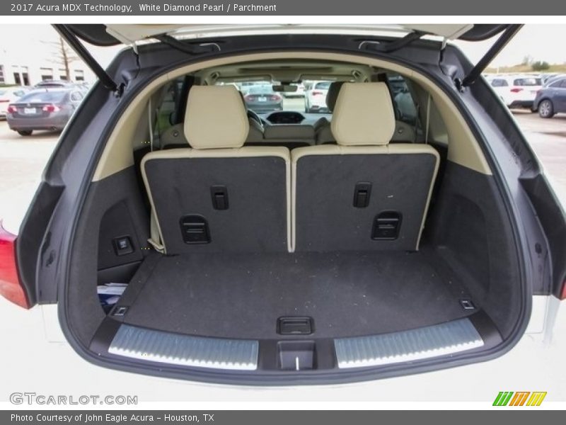 White Diamond Pearl / Parchment 2017 Acura MDX Technology