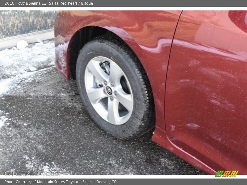 Salsa Red Pearl / Bisque 2018 Toyota Sienna LE