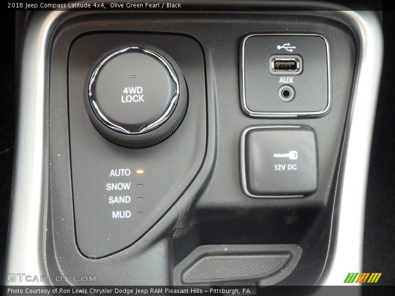 Olive Green Pearl / Black 2018 Jeep Compass Latitude 4x4