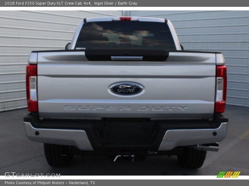 Ingot Silver / Earth Gray 2018 Ford F250 Super Duty XLT Crew Cab 4x4