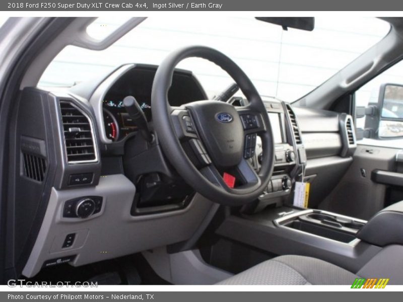 Ingot Silver / Earth Gray 2018 Ford F250 Super Duty XLT Crew Cab 4x4