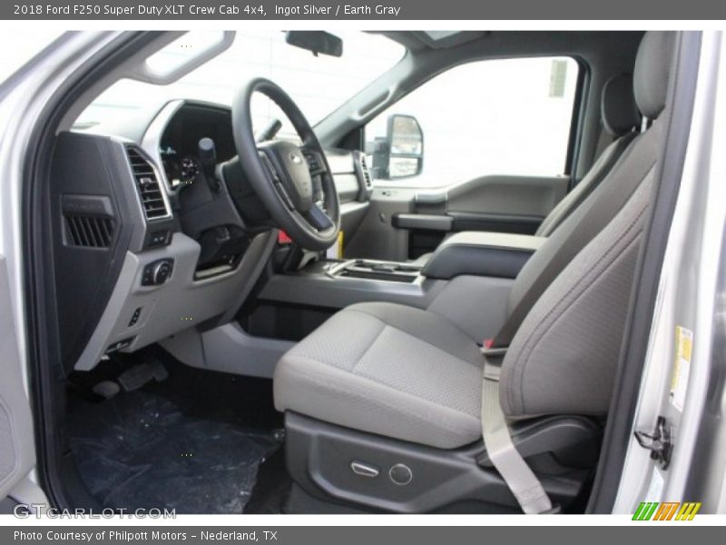 Ingot Silver / Earth Gray 2018 Ford F250 Super Duty XLT Crew Cab 4x4