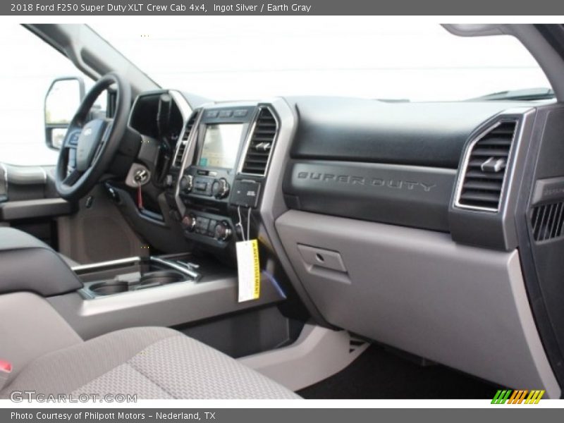 Ingot Silver / Earth Gray 2018 Ford F250 Super Duty XLT Crew Cab 4x4