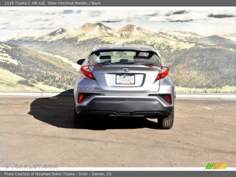 Silver Knockout Metallic / Black 2018 Toyota C-HR XLE