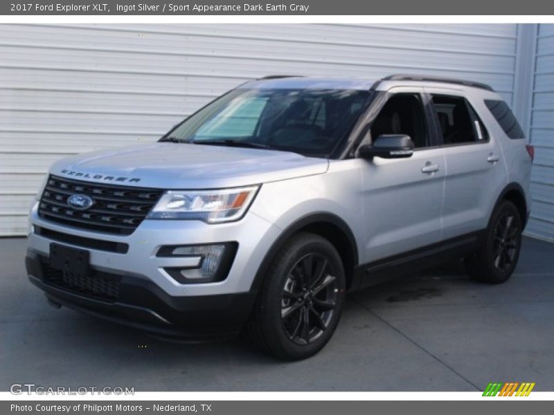 Ingot Silver / Sport Appearance Dark Earth Gray 2017 Ford Explorer XLT