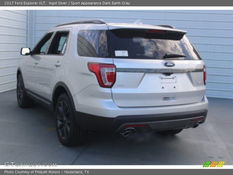 Ingot Silver / Sport Appearance Dark Earth Gray 2017 Ford Explorer XLT