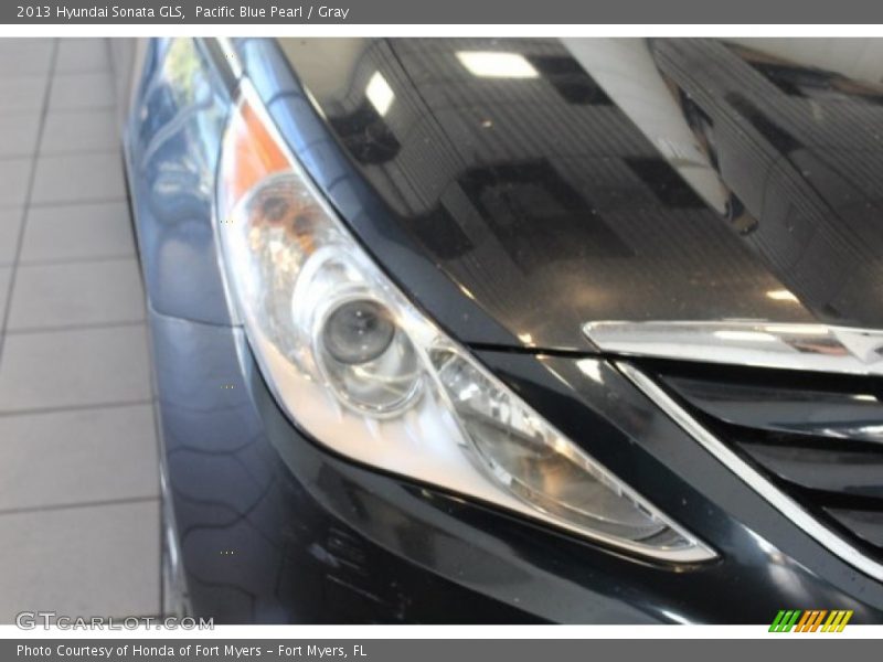 Pacific Blue Pearl / Gray 2013 Hyundai Sonata GLS