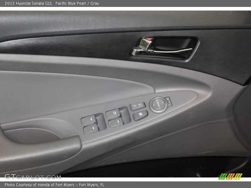 Pacific Blue Pearl / Gray 2013 Hyundai Sonata GLS