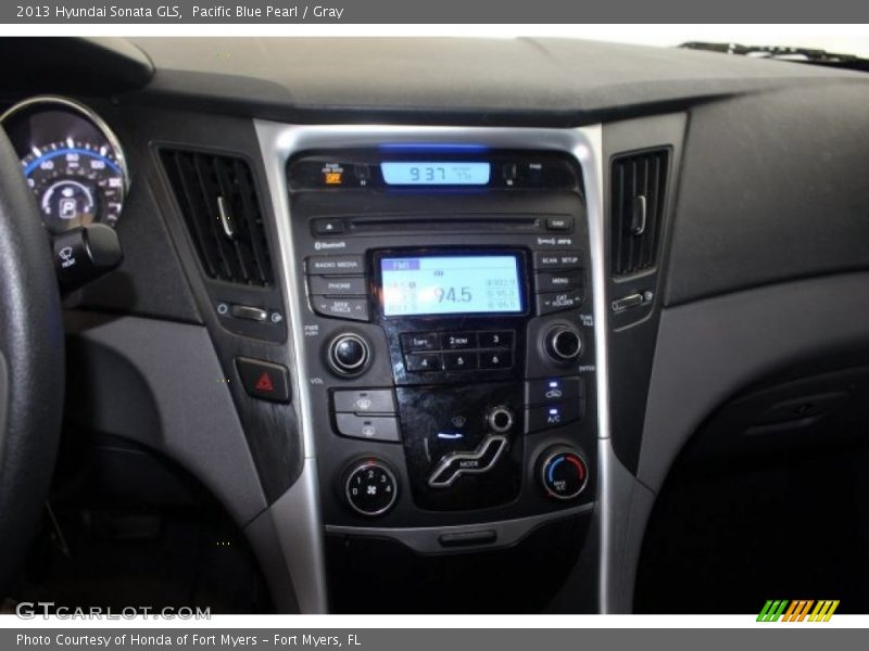 Pacific Blue Pearl / Gray 2013 Hyundai Sonata GLS