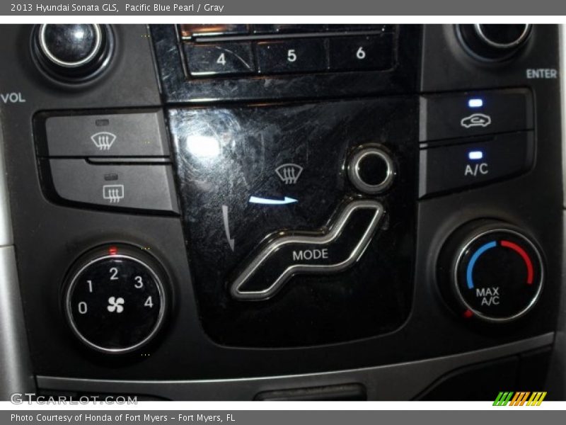 Pacific Blue Pearl / Gray 2013 Hyundai Sonata GLS