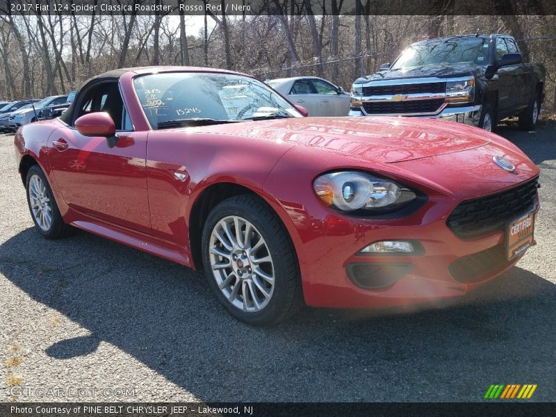 Rosso Red / Nero 2017 Fiat 124 Spider Classica Roadster
