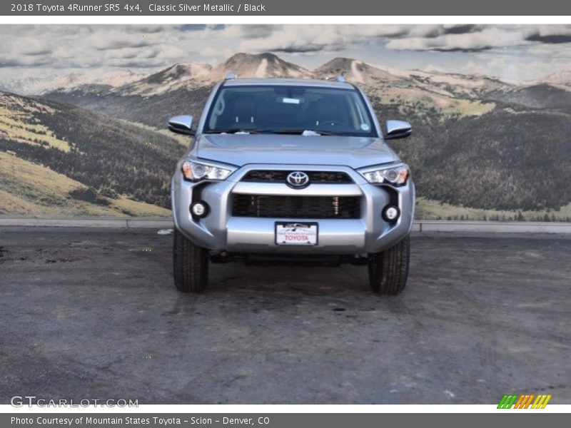 Classic Silver Metallic / Black 2018 Toyota 4Runner SR5 4x4