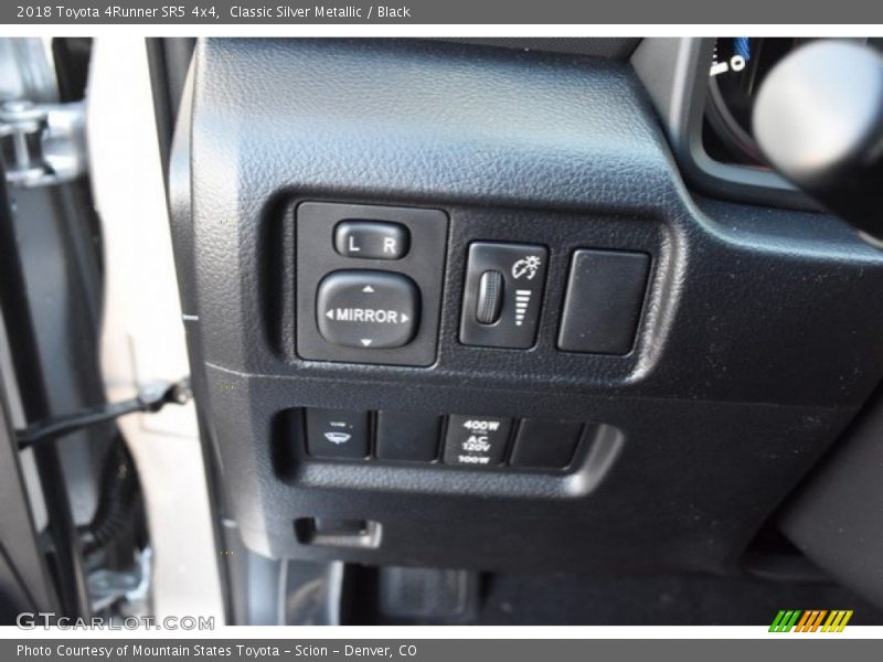 Classic Silver Metallic / Black 2018 Toyota 4Runner SR5 4x4