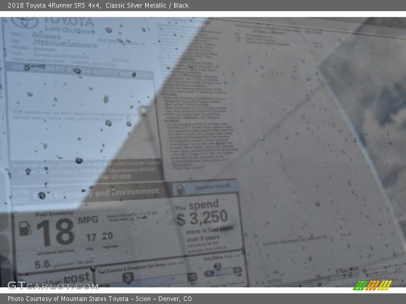 Classic Silver Metallic / Black 2018 Toyota 4Runner SR5 4x4