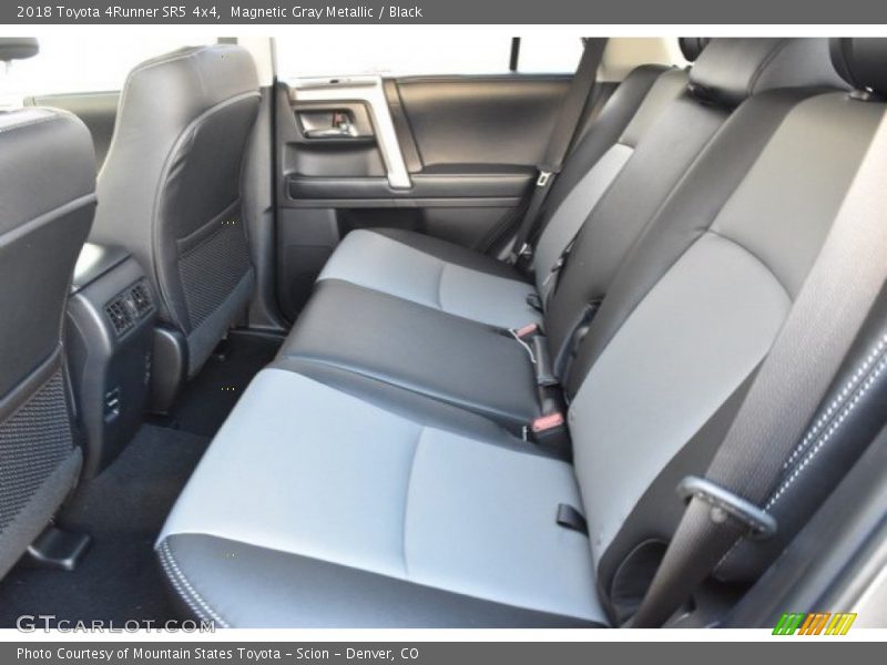 Magnetic Gray Metallic / Black 2018 Toyota 4Runner SR5 4x4