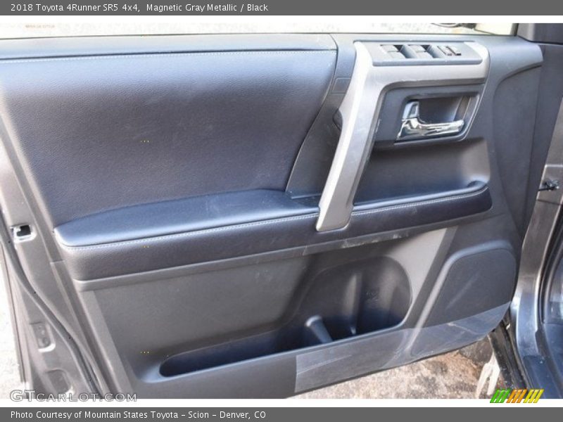 Magnetic Gray Metallic / Black 2018 Toyota 4Runner SR5 4x4