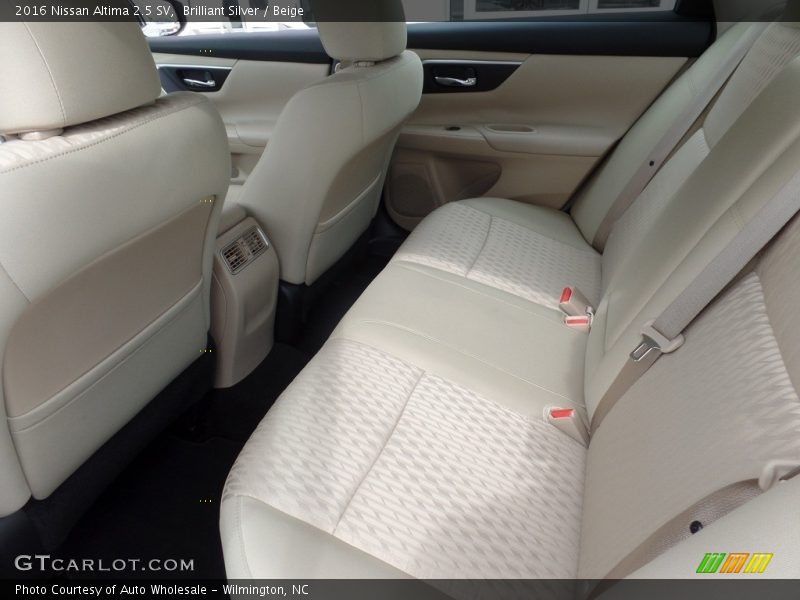 Brilliant Silver / Beige 2016 Nissan Altima 2.5 SV