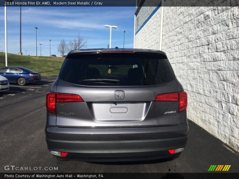 Modern Steel Metallic / Gray 2018 Honda Pilot EX AWD