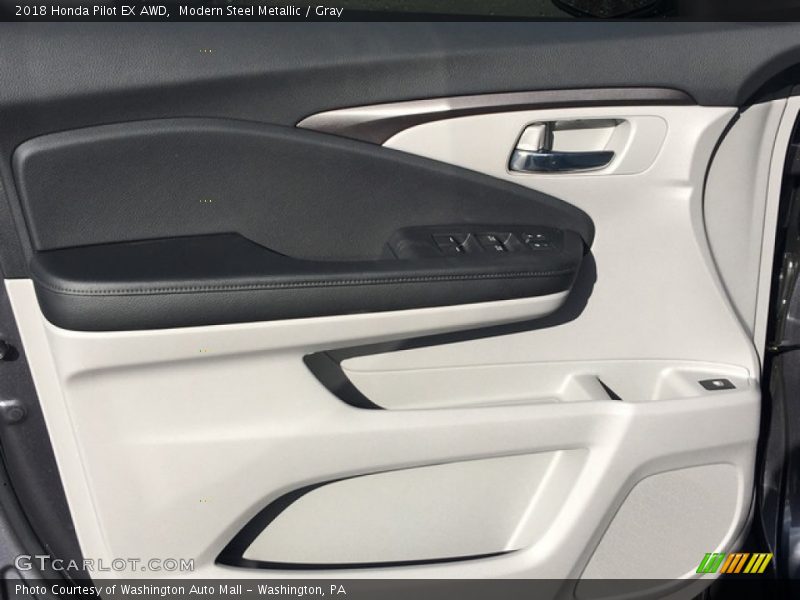 Modern Steel Metallic / Gray 2018 Honda Pilot EX AWD