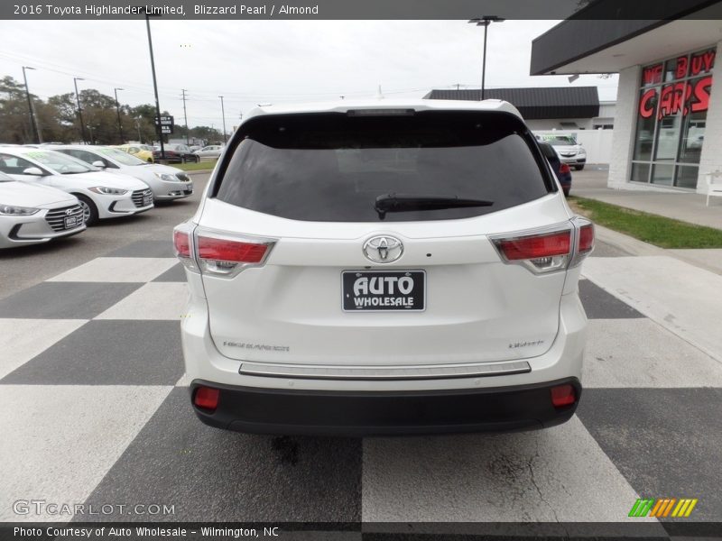 Blizzard Pearl / Almond 2016 Toyota Highlander Limited