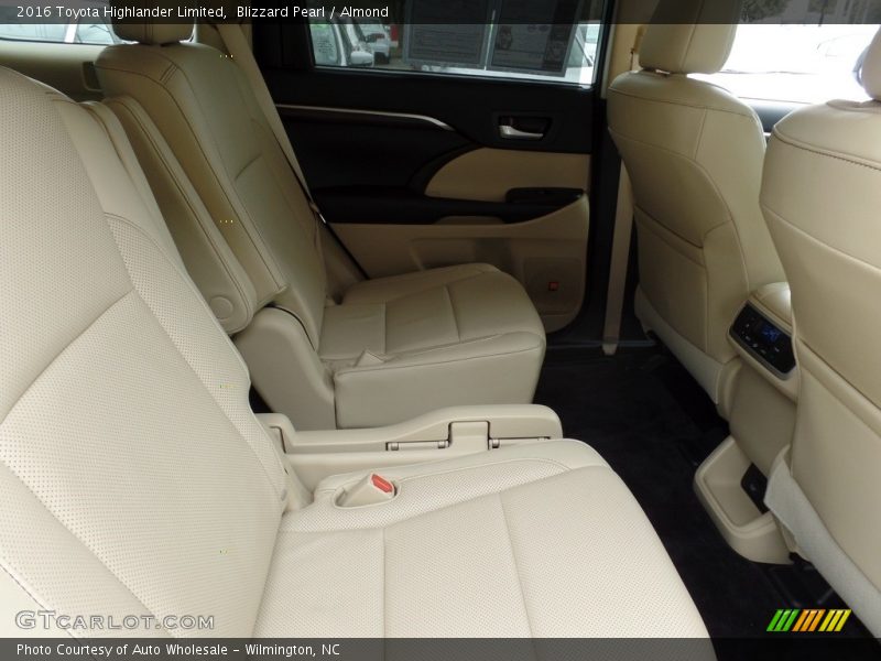 Blizzard Pearl / Almond 2016 Toyota Highlander Limited