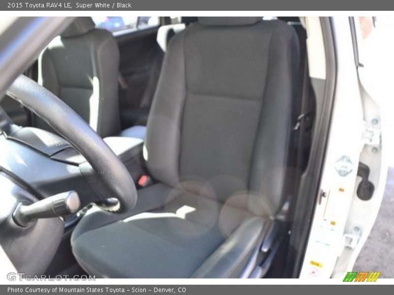 Super White / Black 2015 Toyota RAV4 LE