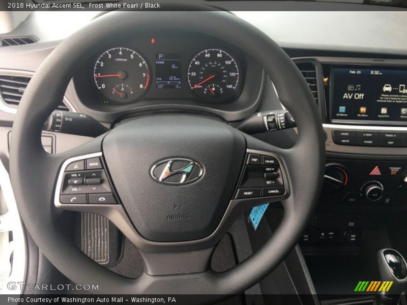 Frost White Pearl / Black 2018 Hyundai Accent SEL