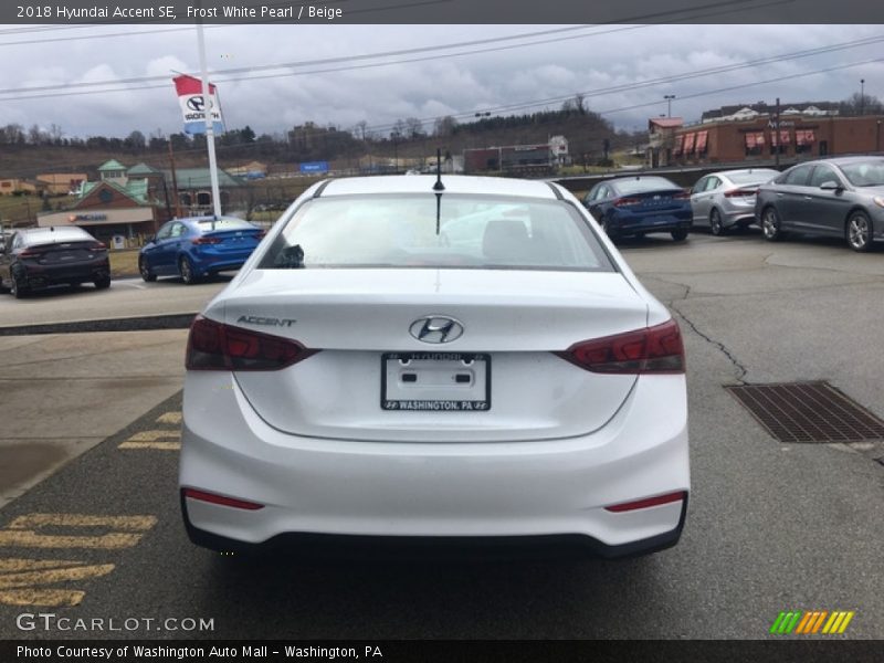 Frost White Pearl / Beige 2018 Hyundai Accent SE