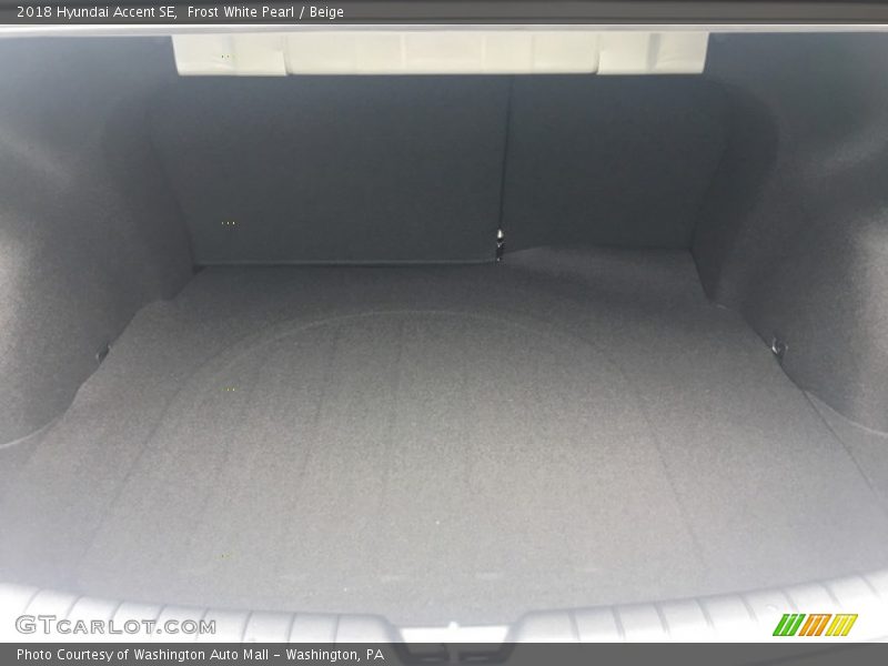 Frost White Pearl / Beige 2018 Hyundai Accent SE