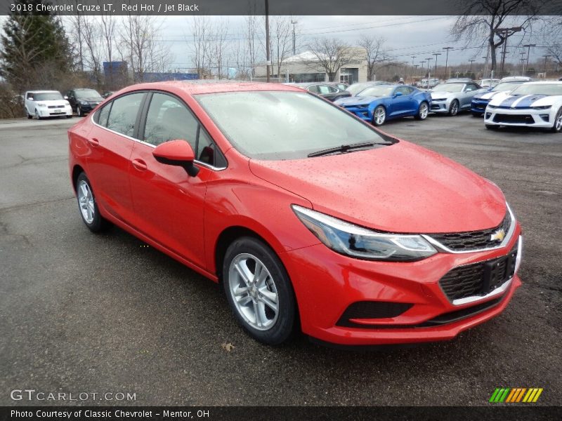 Red Hot / Jet Black 2018 Chevrolet Cruze LT