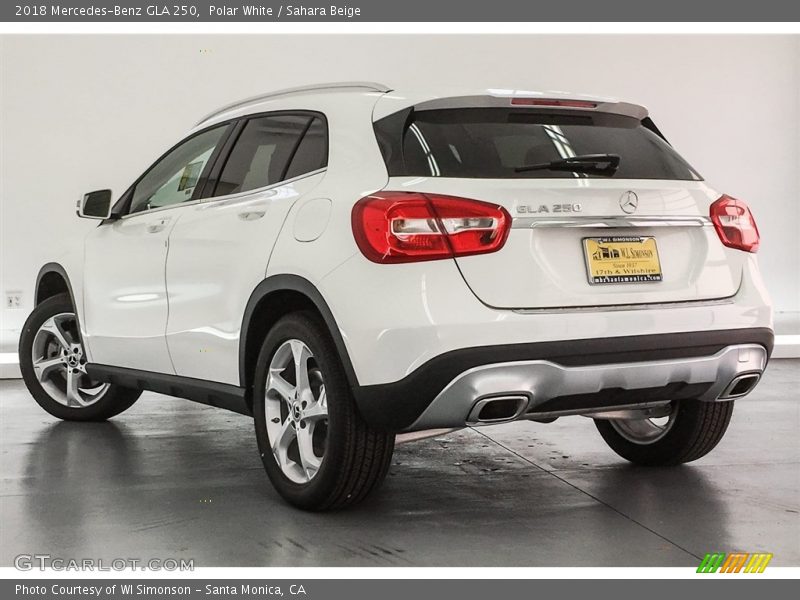Polar White / Sahara Beige 2018 Mercedes-Benz GLA 250