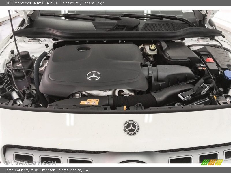 Polar White / Sahara Beige 2018 Mercedes-Benz GLA 250