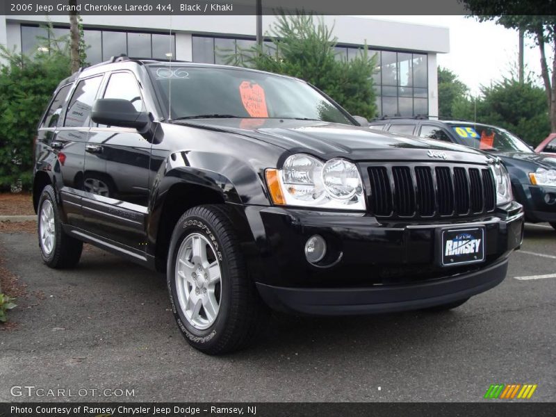 Black / Khaki 2006 Jeep Grand Cherokee Laredo 4x4