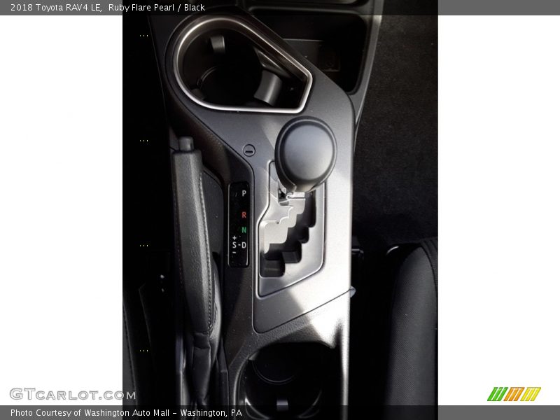 Ruby Flare Pearl / Black 2018 Toyota RAV4 LE