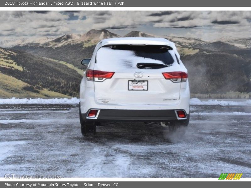 Blizzard White Pearl / Ash 2018 Toyota Highlander Limited AWD