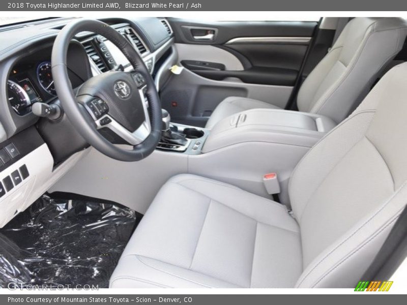 Blizzard White Pearl / Ash 2018 Toyota Highlander Limited AWD