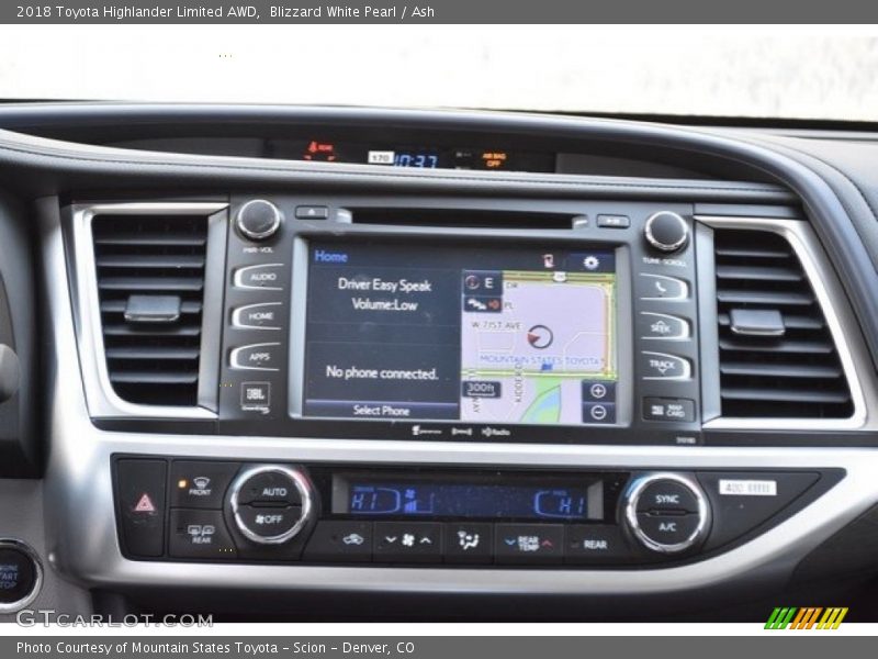 Blizzard White Pearl / Ash 2018 Toyota Highlander Limited AWD