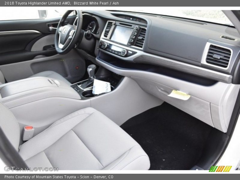 Blizzard White Pearl / Ash 2018 Toyota Highlander Limited AWD