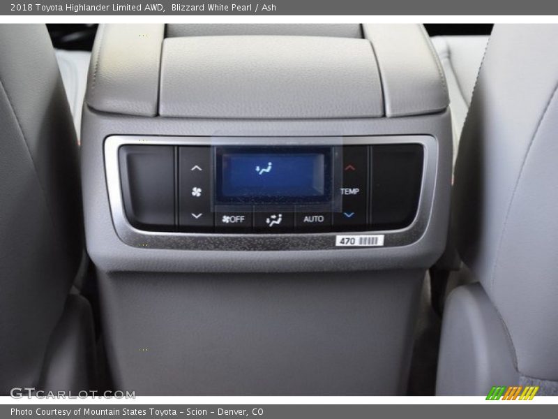 Blizzard White Pearl / Ash 2018 Toyota Highlander Limited AWD