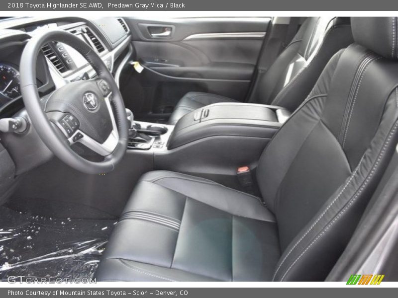 Predawn Gray Mica / Black 2018 Toyota Highlander SE AWD